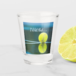 Tennisball, den ich dieses lustige Geschenk schlag Schnapsglas