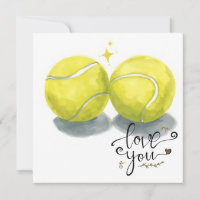 Tennisball mit LOVE auf blauem Court