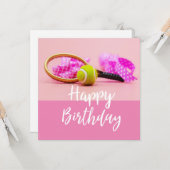 Tennisball mit Schläger am rosa Geburtstag Karte (Vorderseite/Rückseite Beispiel)