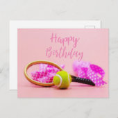 Tennisball mit Schläger auf rosa Pastellfarben Geb Postkarte (Vorne/Hinten)