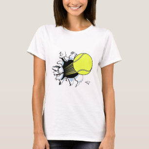 Tennisball reißt hindurch T-Shirt
