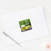 Tennisball und Bierspiel-Set Quadratischer Aufkleber (Umschlag)