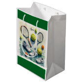 Tennisball und Schläger mit Liebe Mittlere Geschenktüte (Vorderseite Schrägansicht)