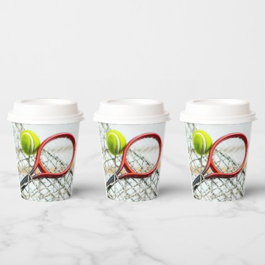 Tennisball und Schlägerleben ist besser auf dem Pl Pappbecher (Multi)