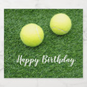 Tennisbälle auf grünem Gras Schaumweinetikett (Einzelnes Label)
