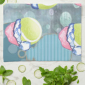 Tennisbälle Handtuch (Gefaltet)