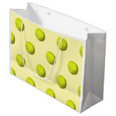 Tenniskugeln Muster Große Geschenktüte (Vorderseite Schrägansicht)
