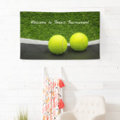 Tennislabel auf schwarzem und grünem Hintergrund Banner (Insitu)