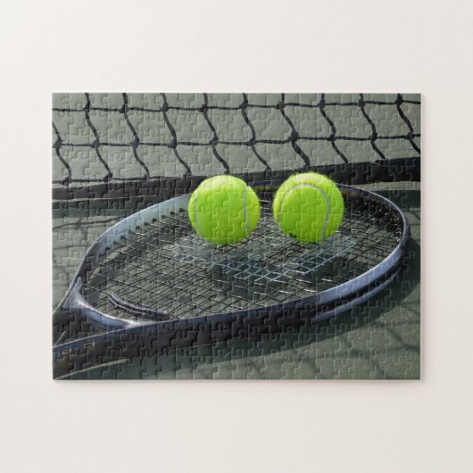 Tennisplatz-Schläger u. Tennisbälle Puzzle (Horizontal)