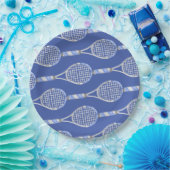 Tennisschläger auf blauem Hintergrund Party Pappteller (Party)