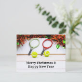 Tennisschläger mit Weihnachtsdekoration Postkarte (Stehend Vorderseite)