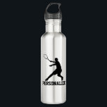 Tenniswasserflasche mit personalisiertem Namen Trinkflasche<br><div class="desc">Tenniswasserflasche mit personalisiertem Namen.
Spieler-Silhouetteentwurf mit Schläger.
Gewohnheit trägt Geschenkidee für Mannfrauen und -kinder zur Schau (Junge oder Mädchen).
Edelstahlgetränkzusätze für langes Match auf Gericht. Metallische Farben.
Coole Geburtstagsgeschenkidee für Sohn,  Bruder,  Vati,  Mamma,  Schwester,  Trainer,  Highschool Tennisteam,  Tennisliga,  Freunde etc.
Addieren Sie Ihren eigenen Namen,  Monogramm oder lustiges Zitat.</div>