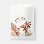 Teracotta Tan Boho Giraffe Babydusche Geschenktütchen (Vorderseite)