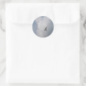 Tern in den Sky-Aufklebern Runder Aufkleber (Tasche)