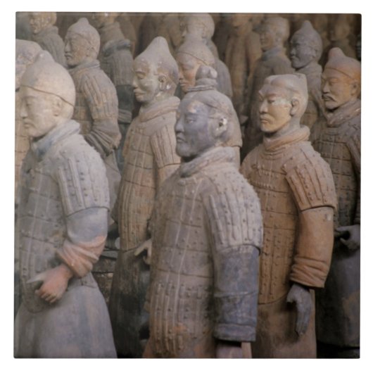 Terra Cotta-Krieger in Kaiser Qin Shihuangs Fliese (Vorderseite)