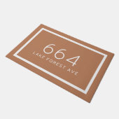 Terra Cotta Personalisierte Adressnummer Fußmatte (Schrägansicht)