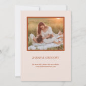 Terracotta Boho Minimalistische Save the Date Kart (Rückseite)