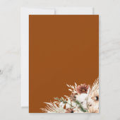 Terracotta Boho Pampas Grass Blumenzwiese Hochzeit Einladung (Rückseite)