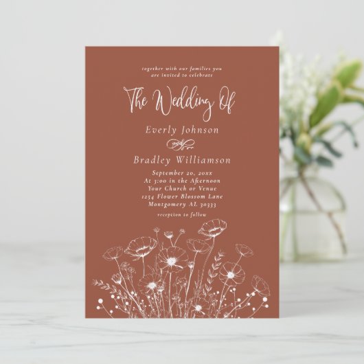 Terracotta Boho Wildblume Script Foto Wedding Einladung (Stehend Vorderseite)