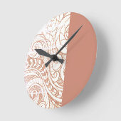 Terracotta Botanical Swirl Modern Runde Wanduhr (Winkel)
