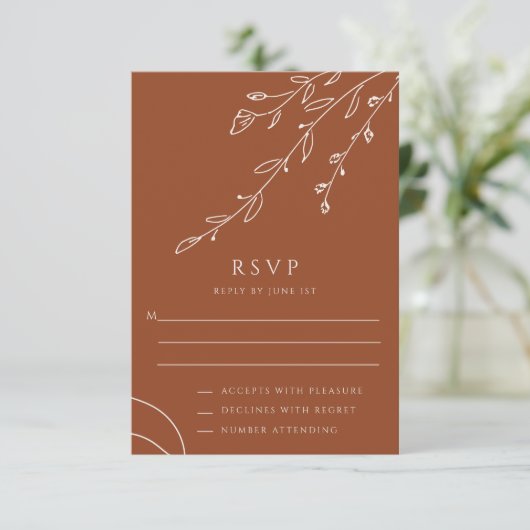Terracotta Botanical Wedding RSVP Card Einladung (Stehend Vorderseite)
