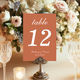 Terracotta Brown Simple Script Calligraphy Wedding Tischnummer