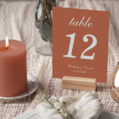 Terracotta Brown Simple Script Calligraphy Wedding Tischnummer