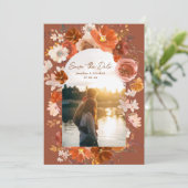 Terracotta Burnt Orange Floral Wedding Arch Foto Save The Date (Stehend Vorderseite)