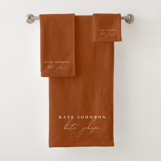 Terracotta Burnt Orange Signature Script Monogram Badhandtuch Set (Insitu)