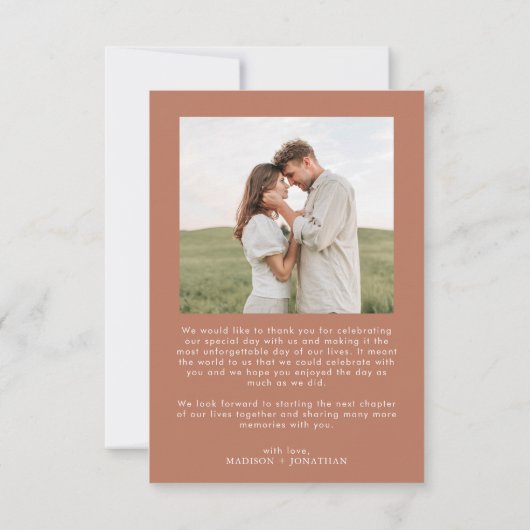 Terracotta Classy Einfaches 2 Foto Hochzeit Dankeskarte (Rückseite)