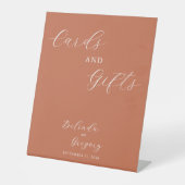 Terracotta Elegante Script Wedding Cards & Gifts Sockelschild (Vorderseite)