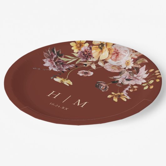 Terracotta Fall Floral Monogram Wedding Pappteller (Schrägansicht)