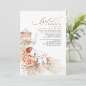 Terracotta Floral Pampas Grass Brautparty Tee Einladung (Stehend Vorderseite)