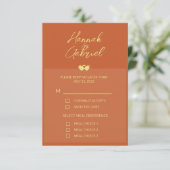 Terracotta Gold Foto Wedding RSVP Response Card (Stehend Vorderseite)