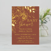 Terracotta & Gold Moderne Baby Dusche Folieneinladung (Stehend vorne)