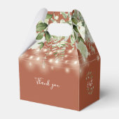 Terracotta Greenerity String Lights Monogram Weddi Geschenkschachtel (Rückseite)