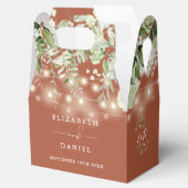 Terracotta Greenerity String Lights Monogram Weddi Geschenkschachtel (Geöffnet)