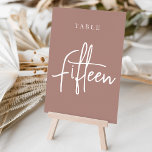 Terracotta Hand Scripted Table FIZEN Tischnummer<br><div class="desc">Einfache und schicke Tischnummer-Karten im Erdton Terracotta und Weiß machen eine elegante Aussage bei Ihrer Hochzeit oder Veranstaltung. Das Design bietet "table [number]" in einem spannenden Mix aus klassischen Serifen und handgeschriebenen Skripten. Design wiederholt sich auf beiden Seiten. Einzelne nummerierte Karten werden separat verkauft; bestellen Sie jede Tischnummer einzeln aus...</div>