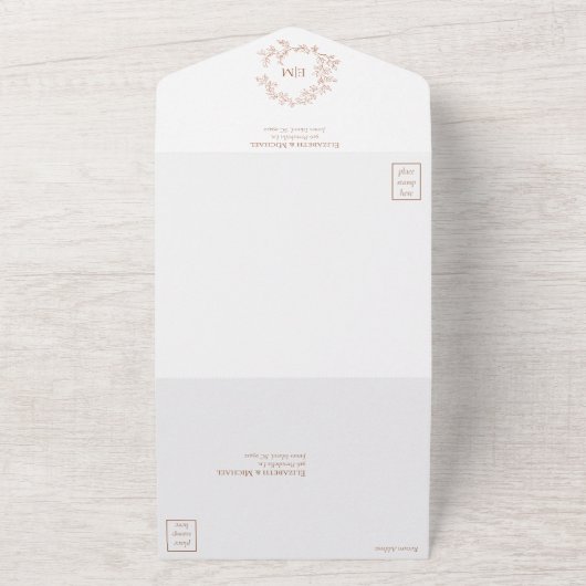 Terracotta Leafy Wappen Monogram Wedding All In One Einladung (Außenbereich)