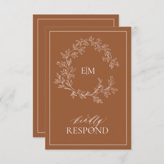Terracotta Leafy Wappen Monogram Wedding RSVP Card (Vorne/Hinten)