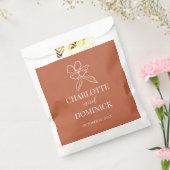 Terracotta Minimal Floral Gastgeschenk Hochzeit Be Geschenktütchen (Versiegelt)