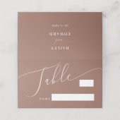Terracotta Minimal Wedding Tischnummer Platzkarte (Außenseite Aufgefaltet)