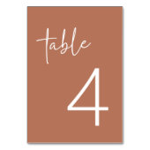 Terracotta Minimalistisch Script Brautparty Flat Tischnummer (Vorderseite)