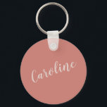 Terracotta Minimalistische Typografie Personalisie Schlüsselanhänger<br><div class="desc">Dieser minimalistische individuelle Name-Schlüsselanhänger ist ein stilvolles und praktisches Accessoire, perfekt als Brautparty Gunst, Brautjungfrau oder Alltag essenziell. Der elegante Script-Schriftart und das moderne Design machen ihn zu einem durchdachten Sake für Hochzeiten, Geburtstage oder besondere Anlässe. Personalisieren Sie es mit einem Namen für eine einzigartige Touch, die elegant und funktional...</div>