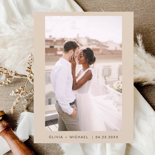 Terracotta Minimalistisches Save the Date Skript-F Postkarte