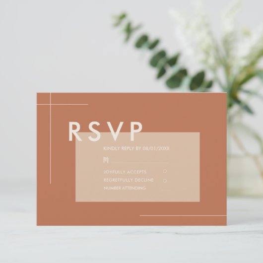 Terracotta Moderne Minimalistische Hochzeit RSVP Karte (Stehend Vorderseite)