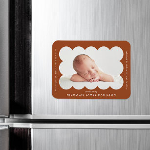 Terracotta Moderne Scalloping Geburtsankündigung Magnet