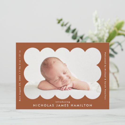 Terracotta Modernes skaliertes Foto Ankündigung (Stehend Vorderseite)