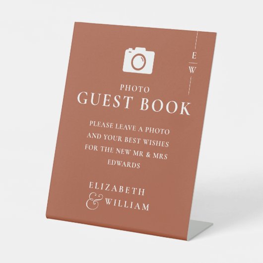 Terracotta Monogram Foto Guest Book Wedding Sockelschild (Vorderseite)