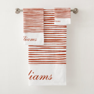 Terracotta Red Watercolor Textur Streifen Name Badhandtuch Set